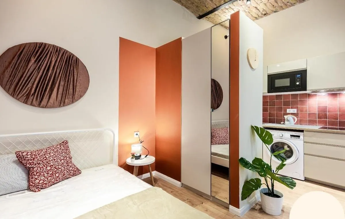 Cozy Apartment In Akacfa St, Sun Budapest Ungarn